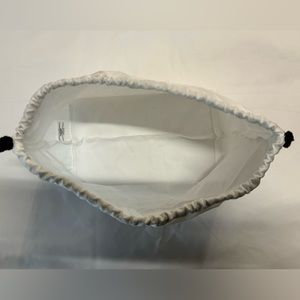 Chanel Dust bag white